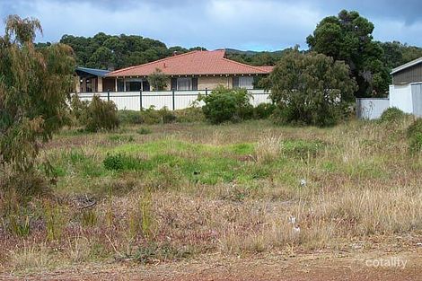 12 Harbour Esp, Little Grove, WA 6330