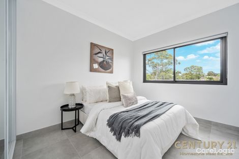 Property photo of 3/18 Forrest Road East Hills NSW 2213