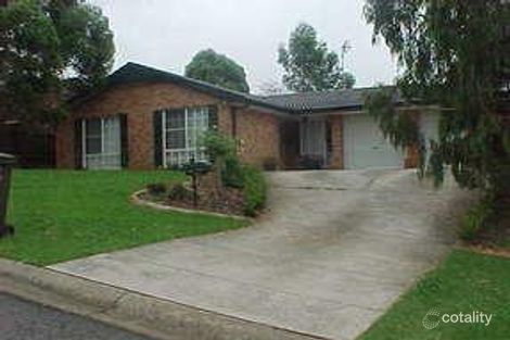 4 Angara Cl, Kearns, NSW 2558