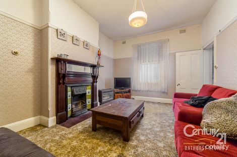 Property photo of 31 Rocket Street Bathurst NSW 2795
