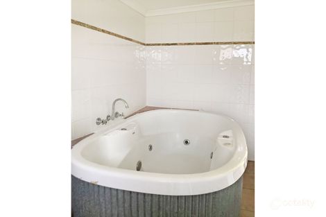 Property photo of 77-79 Nundle Road Woolomin NSW 2340