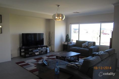 Property photo of 9 Braddock Lane Caversham WA 6055