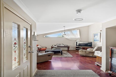 Property photo of 6 Silvana Way Hillside VIC 3037