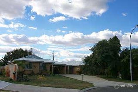 8 Mercy Mews, Queens Park, WA 6107