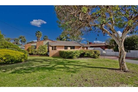 17 Robinson Rd, Eden Hill, WA 6054