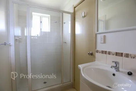 Property photo of 2 Cabble Close Castletown WA 6450