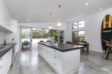 Property photo of 180 Oceanic Drive Warana QLD 4575