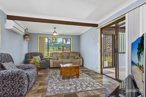 Property photo of 21 Cornfield Parade Fishermans Paradise NSW 2539