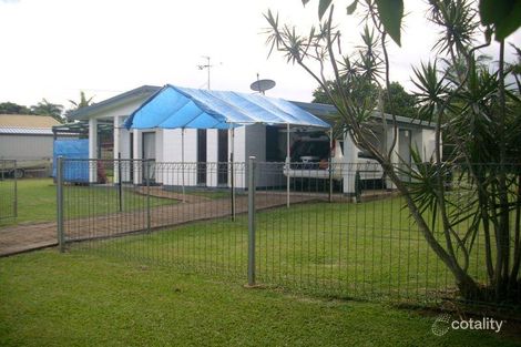 5 Swallow St, Mooroobool, QLD 4870