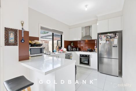 Property photo of 2/14 Bride Avenue Hampton Park VIC 3976