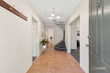 Property photo of 14 Hanbury Court Oakden SA 5086