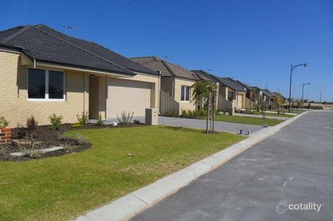 13 D'Arcole Turn, Secret Harbour, WA 6173