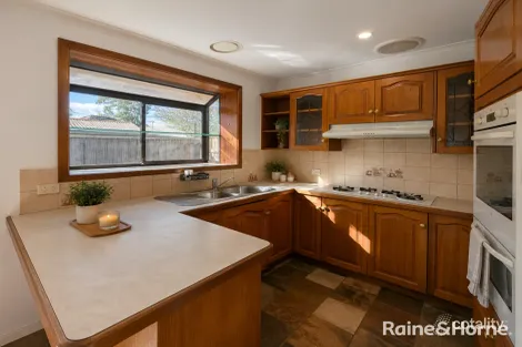 Property photo of 11 Ruffy Drive Cranbourne VIC 3977