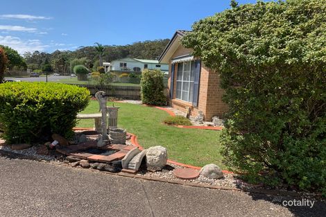 Property photo of 25 Hibiscus Close Maloneys Beach NSW 2536