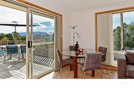 Property photo of 2 Wynnstay Court Blackmans Bay TAS 7052