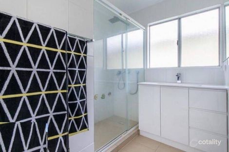 Property photo of 10 Nursery Road Holland Park West QLD 4121