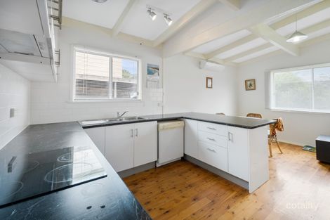 Property photo of 15 Trevally Avenue Chain Valley Bay NSW 2259