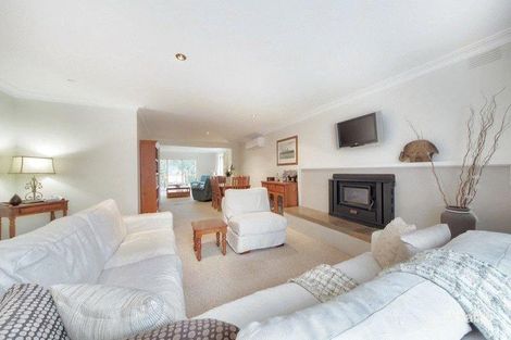 Property photo of 14 Highland Boulevard Ringwood VIC 3134