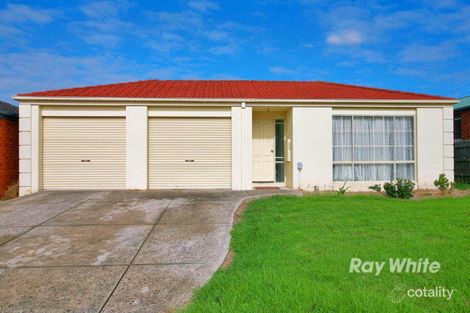 Property photo of 17 Greenbriar Way Cranbourne West VIC 3977