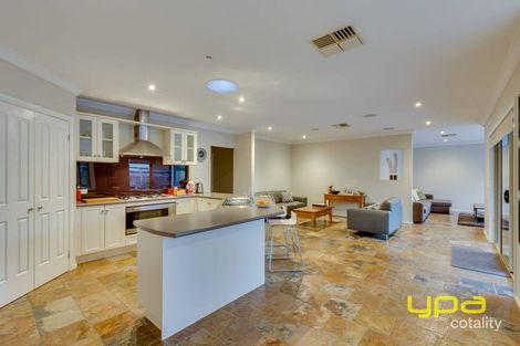 Property photo of 21 Alexandria Way Werribee VIC 3030