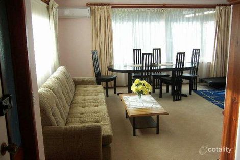 Property photo of 2 Avalon Road Springfield NSW 2250