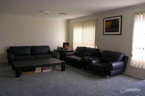 Property photo of 8 Wainewright Avenue West Hoxton NSW 2171