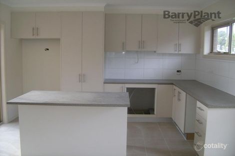 1 Riverview Cres, Eumemmerring, VIC 3177