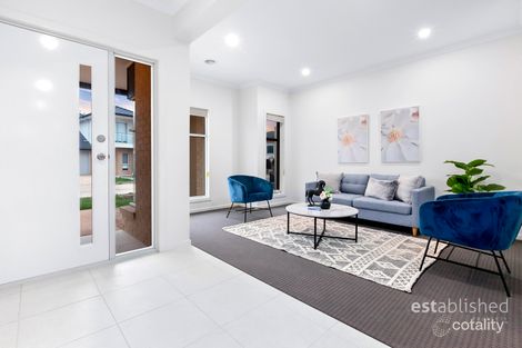 Property photo of 3 Seabreezer Place Point Cook VIC 3030