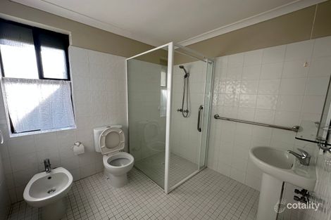 Property photo of 4 Margaret Place Heathridge WA 6027