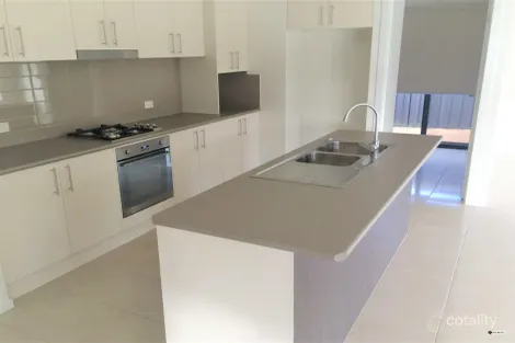 Property photo of 3 Loch Court Thurgoona NSW 2640