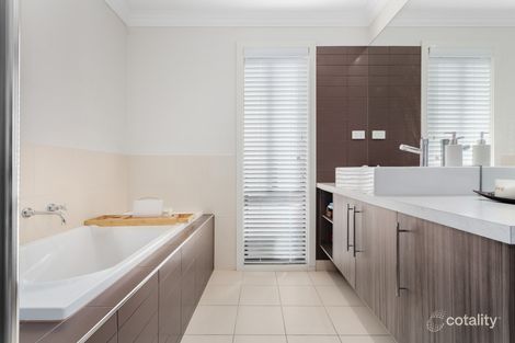 Property photo of 20 Wild Cherry Avenue Pakenham VIC 3810