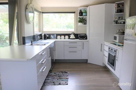 Property photo of 18 Cowrie Road Torquay VIC 3228