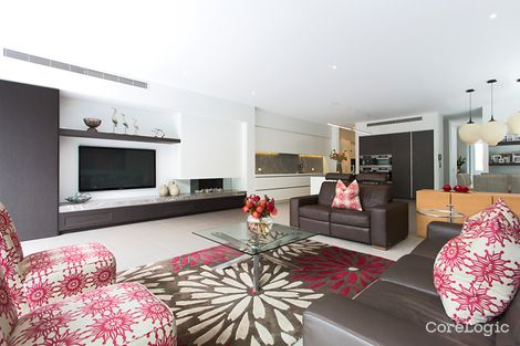 Property photo of 8A Highfield Grove Kew VIC 3101