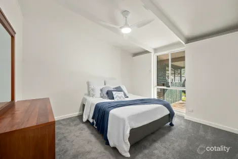 Property photo of 9 Acacia Road Morphett Vale SA 5162