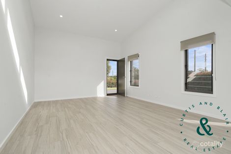 Property photo of 1/1D Sylvan Avenue Medowie NSW 2318