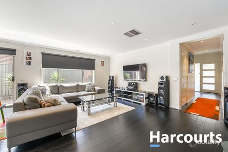 Property photo of 14 Cloverbank Drive Cranbourne East VIC 3977