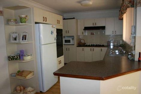Property photo of 8 Solander Place Mount Annan NSW 2567