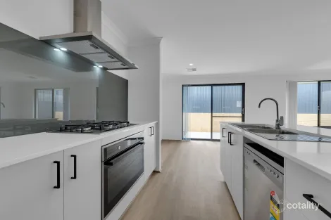 17 Olgiata Rd, Meadow Springs, WA 6210