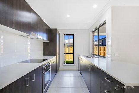 Property photo of 10 Splendour Circuit Yarrabilba QLD 4207