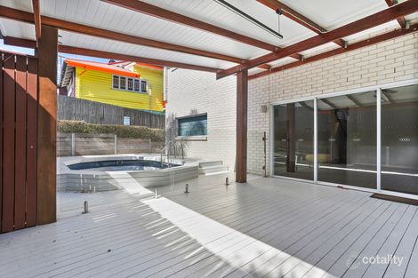 92 Eighth Ave, Grange, QLD 4051