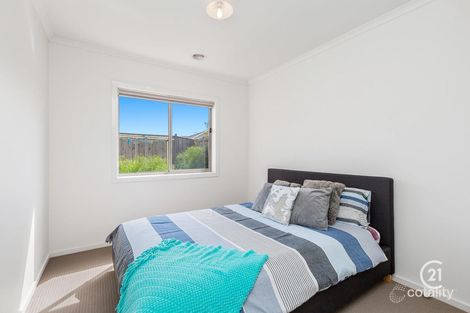 Property photo of 112 Grassbird Drive Point Cook VIC 3030