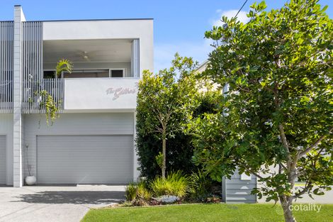 2/14 Peter Pde, Miami, QLD 4220