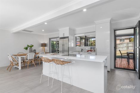 Property photo of 32 Horizon Drive Jamboree Heights QLD 4074