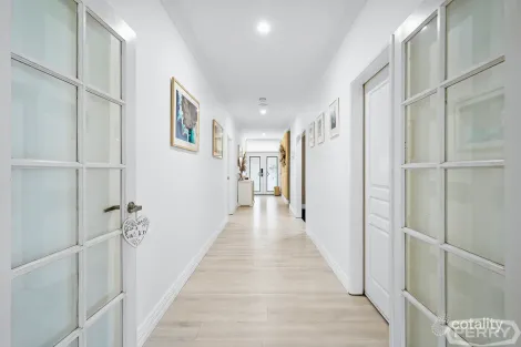 Property photo of 11 Thomasfield Place Ravenswood WA 6208