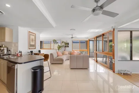 Property photo of 10 Summerland Key Broadbeach Waters QLD 4218