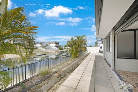 Property photo of 10 Summerland Key Broadbeach Waters QLD 4218