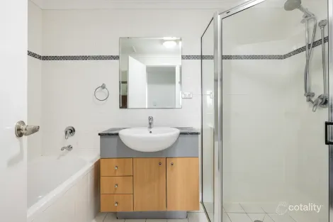 Property photo of 609/17-20 The Esplanade Ashfield NSW 2131
