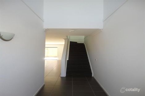 Property photo of 13 Pin Oak Mews Epping VIC 3076