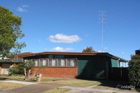 Property photo of 6 Conmurra Circuit Shortland NSW 2307