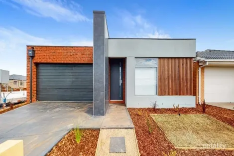 6 Rosebank Rd, Thornhill Park, VIC 3335